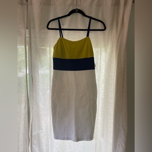 Banana Republic Dresses & Skirts - Womens Banana Republic Spaghetti Strap Dress Size 4